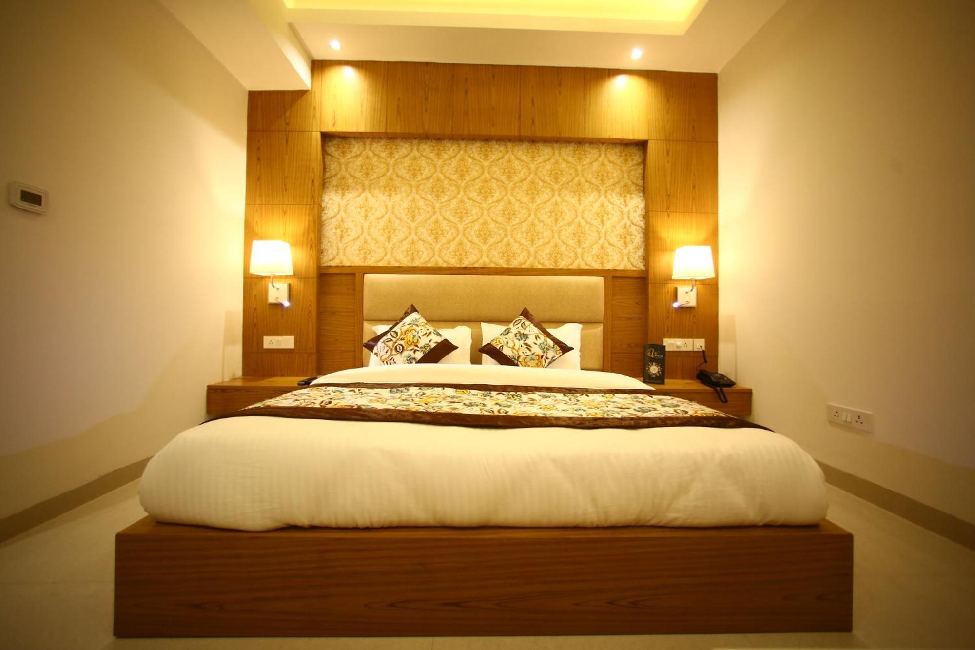 Star By Star Group Hotel 4*